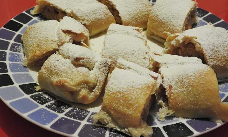 apple strudel, swirl, dessert