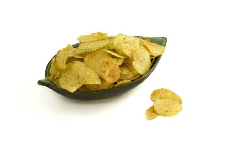 crisps, bowl, salt