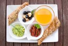 breakfast, orange juice, loaf, whole wheat, whole grain bread, guacamole, nourishment, yummy, meal, breakfast table, have breakfast, plate, healthy, tasty, food, vitamins, in the morning, breakfast, breakfast, breakfast, breakfast, breakfast, food