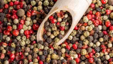 pepper, scoop, peppercorns