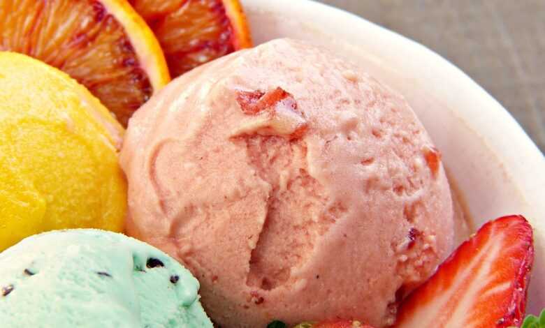 sundae, ice cream, fruit ice cream