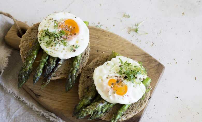 asparagus, egg, breakfast