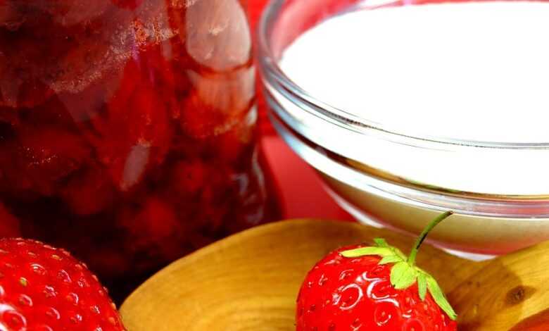 strawberries, jam, jam jars