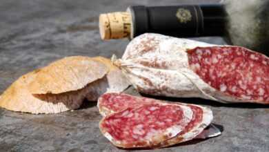 salami, sausage, cut, hearty, fat, mediterranean, tasty, red meat, smoked, piquant, appetizing, food, nourishment, meal, bread time, vespers done, yummy, salami, salami, salami, salami, salami, sausage, sausage, fat, fat, red meat, food