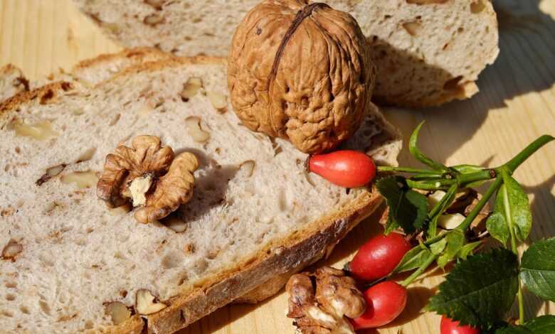 loaf, nut bread, walnut bread