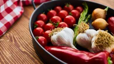 tomato, plate, pan