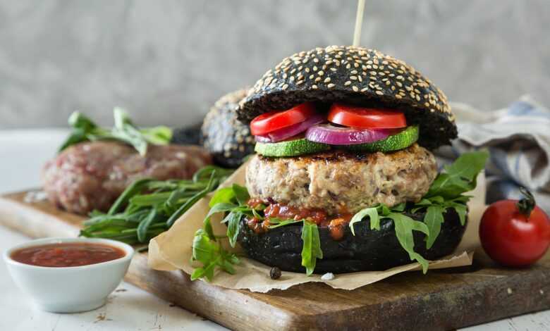 hamburger, black bread, vegetarian