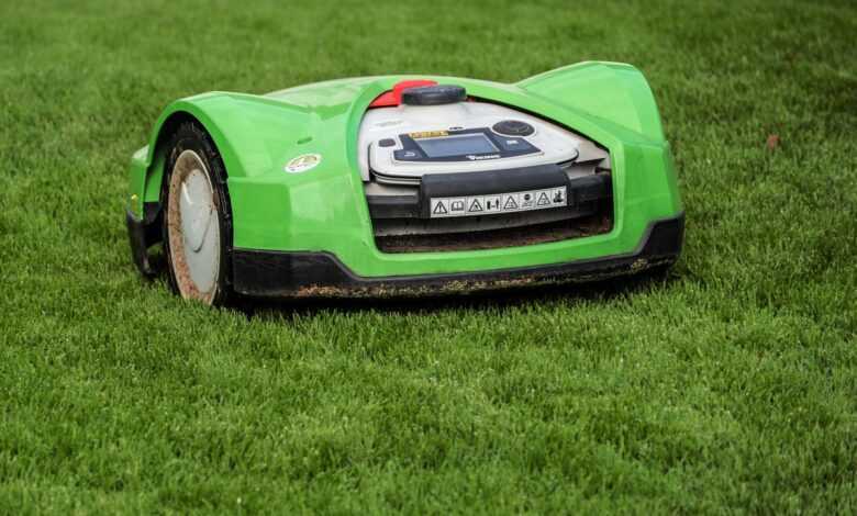 lawn mower, lawn, robotic lawnmower