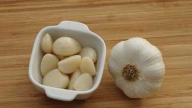 garlic, cloves, vegetable, produce, food, organic, herb, cloves of garlic, bulb of garlic, garlic, garlic, garlic, garlic, garlic