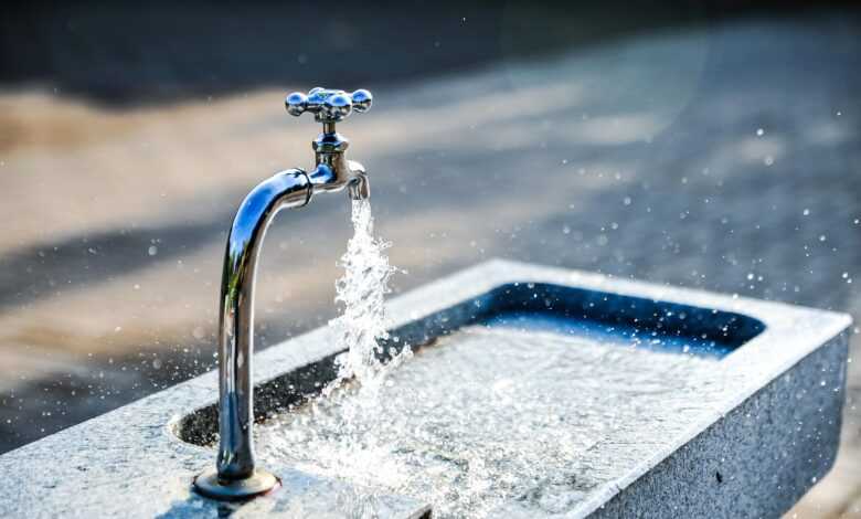 faucet, sink, tap, nature, tap water, flow, flowing water, fresh water, clean water, wet, splashing, splash, water, fountain, water fountain