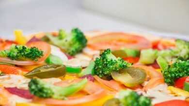 pizza, vegetables, toppings