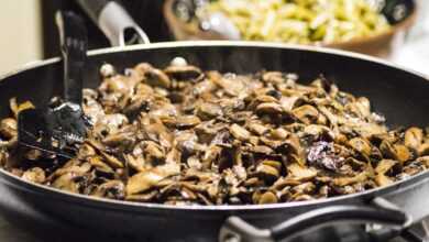 mushrooms, mushroom skillet, cook