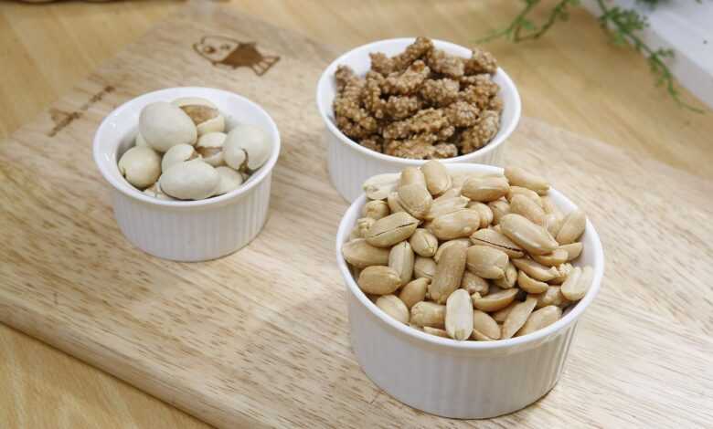 nuts, snacks, food, peanuts, tasty, delicious, bowls, nuts, nuts, nuts, nuts, nuts, peanuts, peanuts, peanuts, peanuts