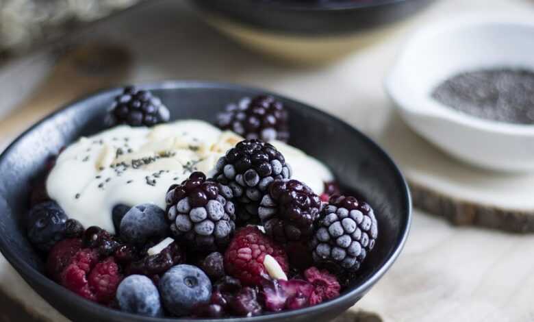 breakfast, dessert, yoghurt, delicious, berries, jagoda, meal, in the morning, vitamins, ripe, fit, blackberries, raspberries, chia, almonds, diet, healthy, organic, frozen, food, vegetarian, breakfast, breakfast, breakfast, dessert, dessert, dessert, yoghurt, yoghurt, fit, diet, diet, diet, diet, diet, food