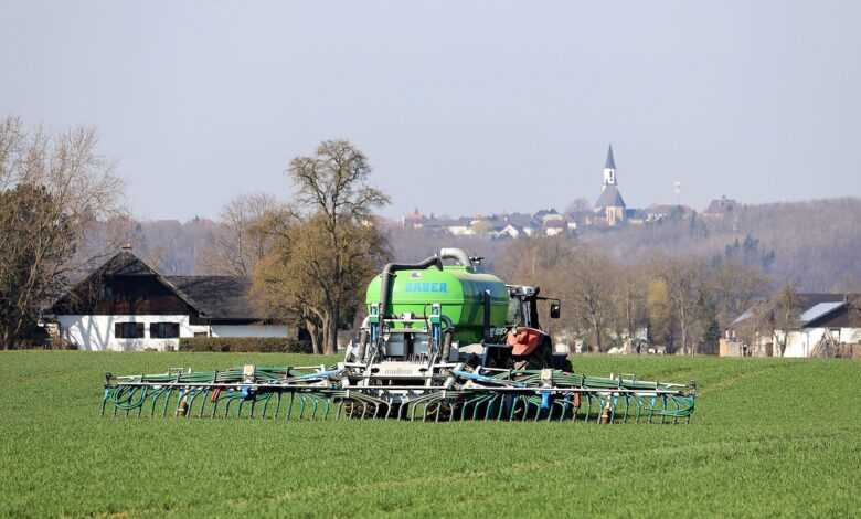 agriculture, fertilization, slurry, slurry tanker, slurry tank, fertilize, spread, manure, field work, fertilizer, to distribute, agricultural economics, nutrient management, fertilizer, fertilizer, fertilizer, fertilizer, fertilizer