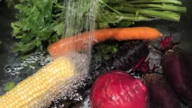 washing vegetables, fresh produce, produce