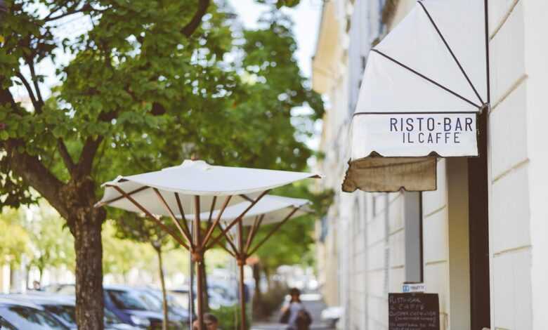 italian, cafe, bar, nature, bistro, restaurant, coffee, drink, cappuccino, espresso, parasols, shade, relaxing, summer, latte, chocolate