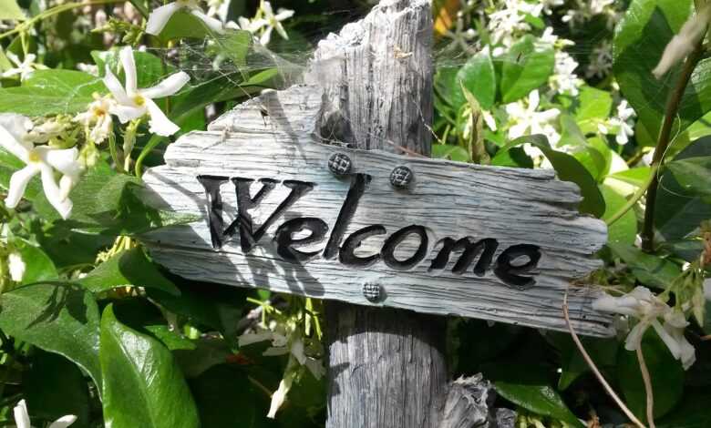 welcome sign, garden sign, garden decor