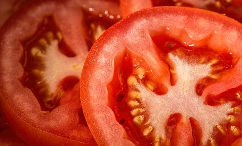 tomatoes, red, sliced