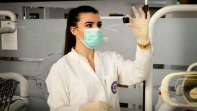 woman inside laboratory