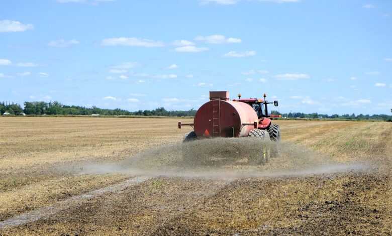 hydrogen sulfide fertilizer spray, farmer, ontario